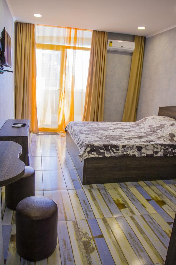 Apartament Denis In Apart-Otel Residenc Batum Dış mekan fotoğraf
